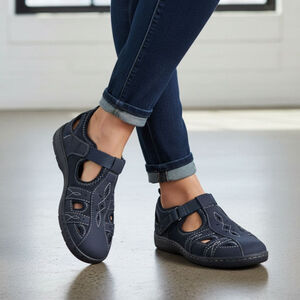 Earth Origins 8 Navy Elin Comfort Walking Sandals